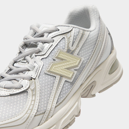 New Balance 740 White / Silver Metallic