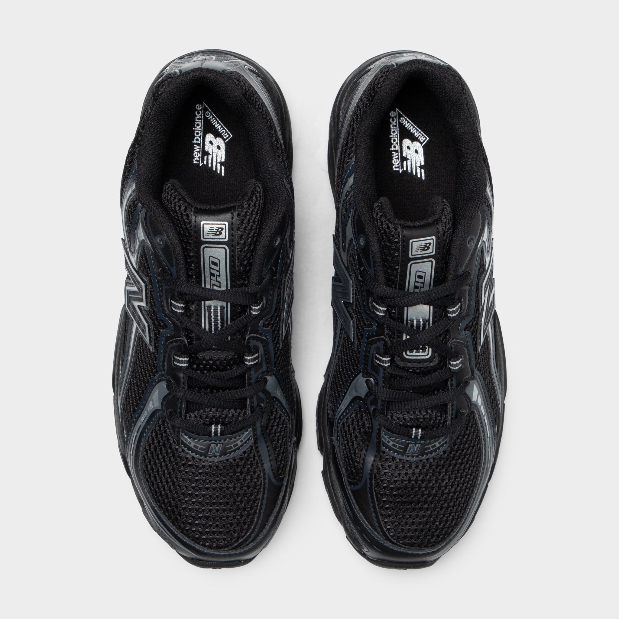 New Balance 740 Black / Metallic Silver – JD Sports