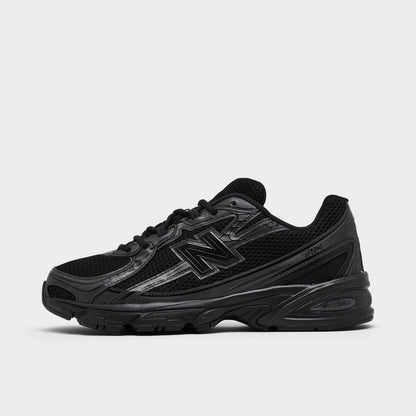 New Balance 740 Black / Black