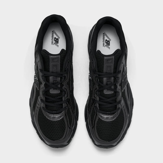 New Balance 740 Black / Black Cement