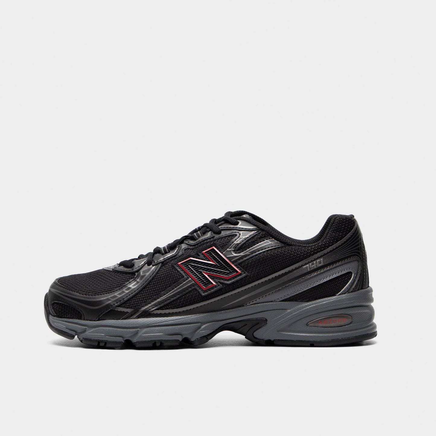 New Balance 740 Black / Black