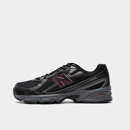 New Balance 740 Black / Black
