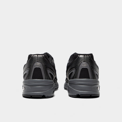 New Balance 740 Black / Black
