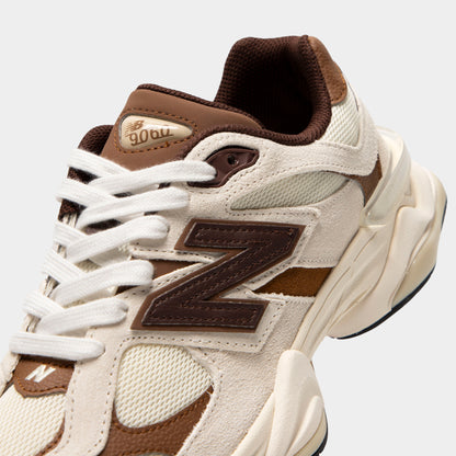 New Balance 9060 Breakfast Tea / Angora