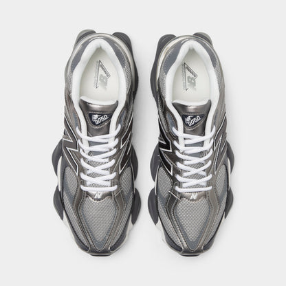 New Balance 9060 Magnet / Black