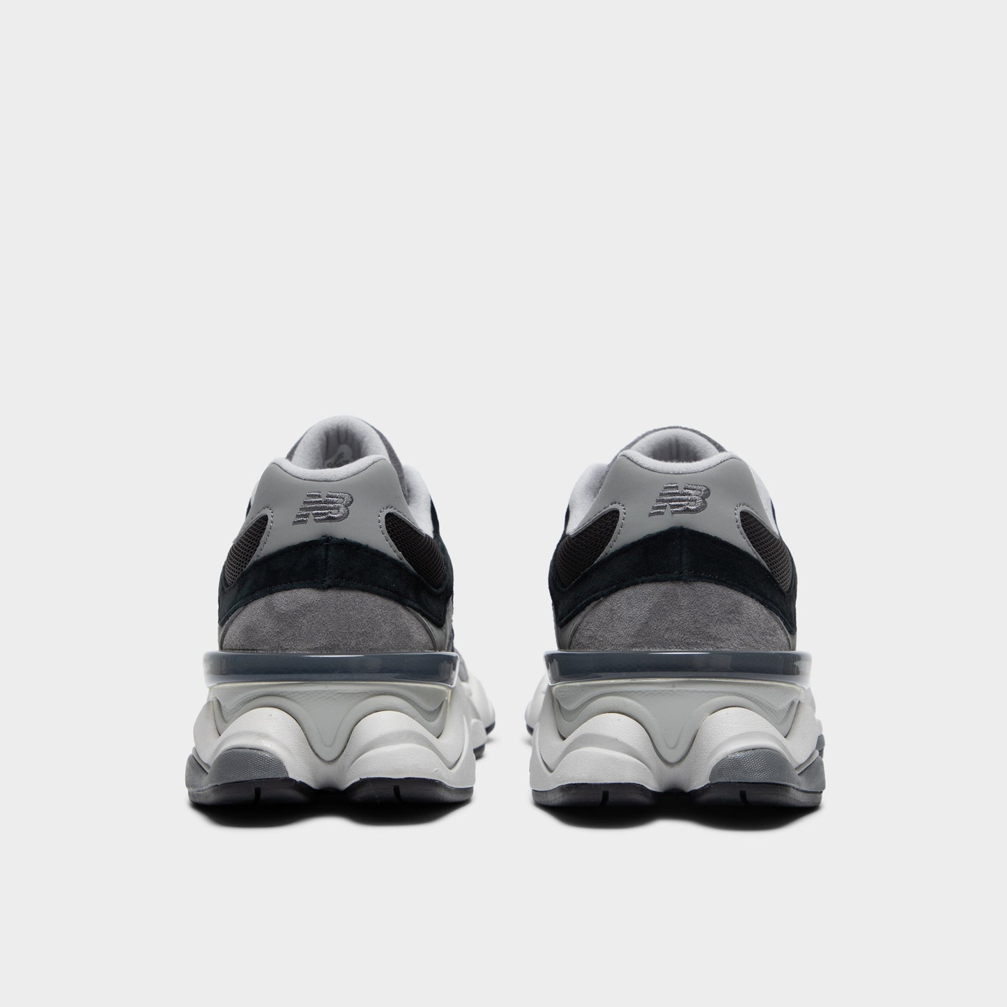 New Balance 9060 Black / Grey