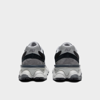 New Balance 9060 Black / Grey