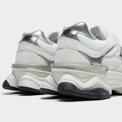 New Balance 9060 White / Silver