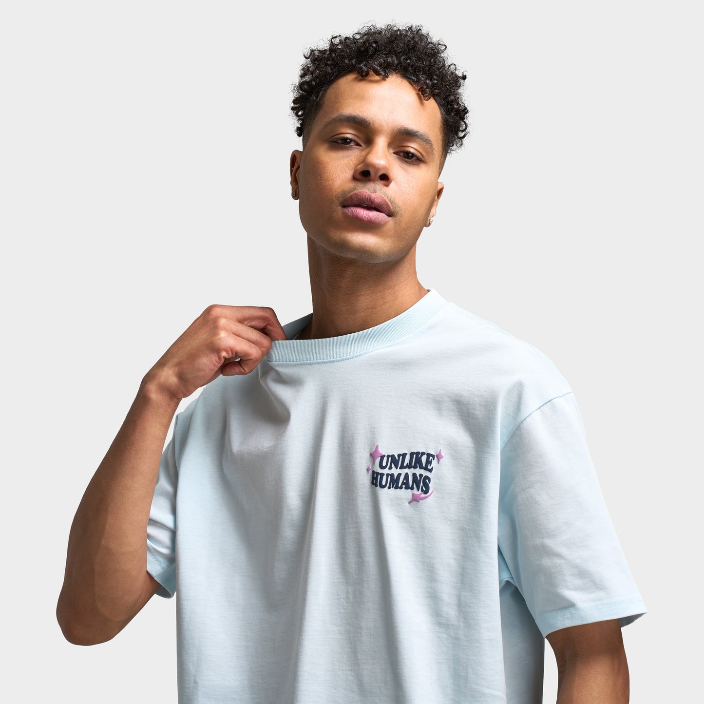 Unlike Humans Good Days T-Shirt Graphique / Bleu Délicat