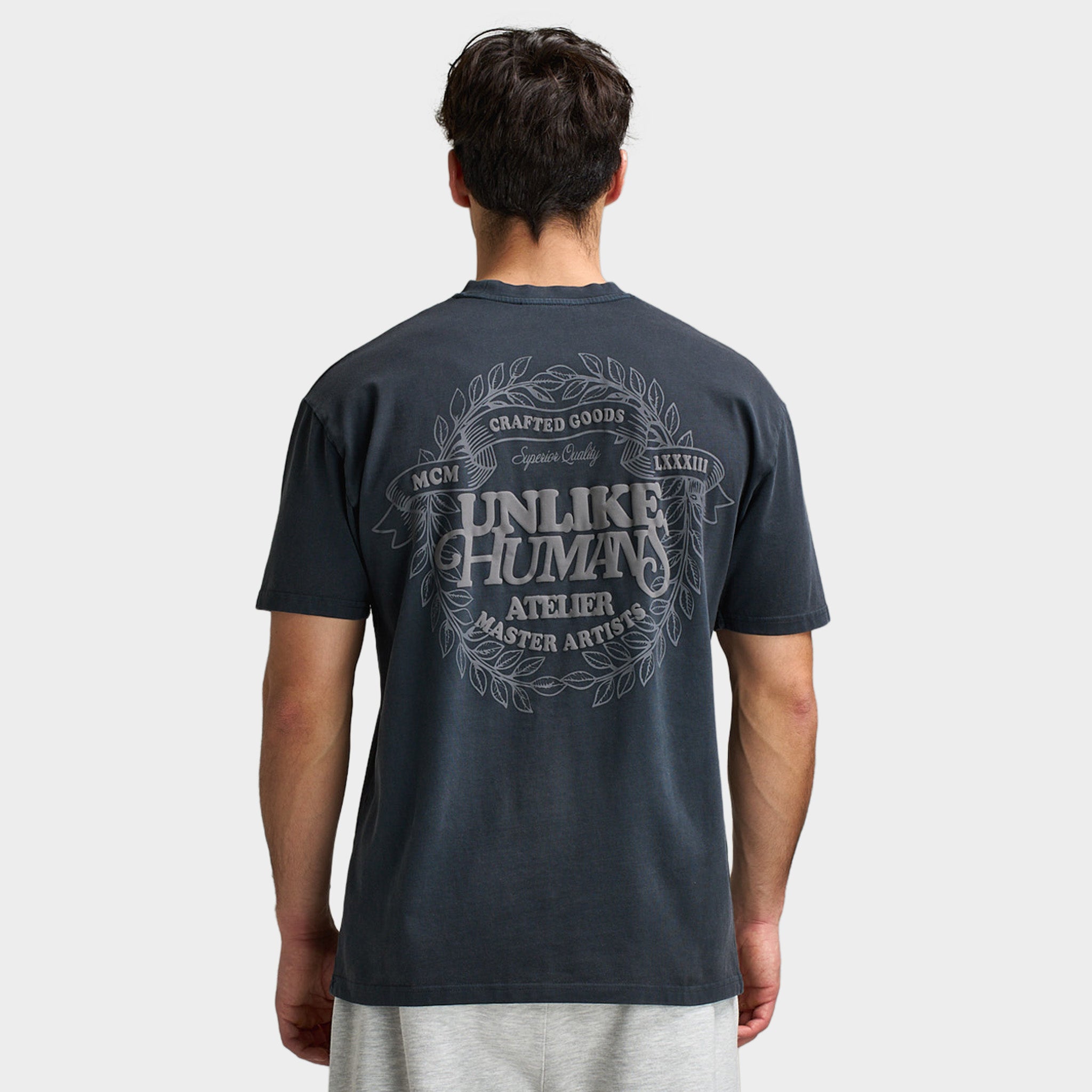 Unlike Humans Top Unlike Humans Atelier T-Shirt / True Black – JD Sports
