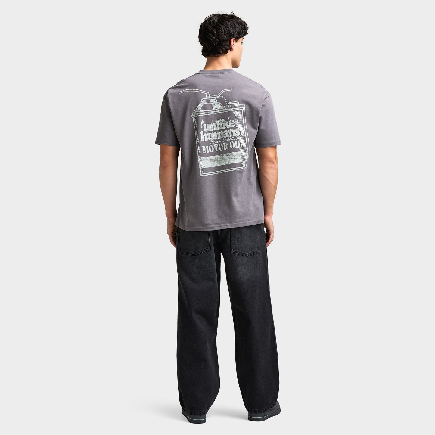 Unlike Humans Men's Graphic Tee / Grey
