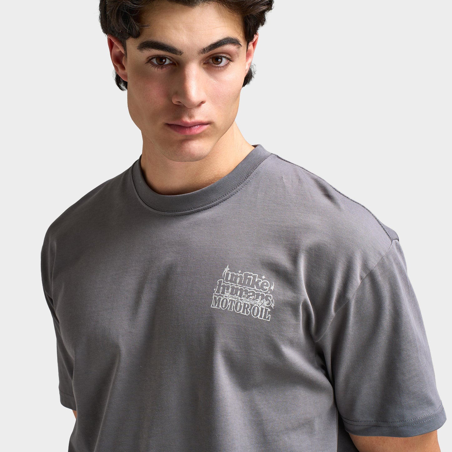 Unlike Humans Men's Graphic Tee / Grey