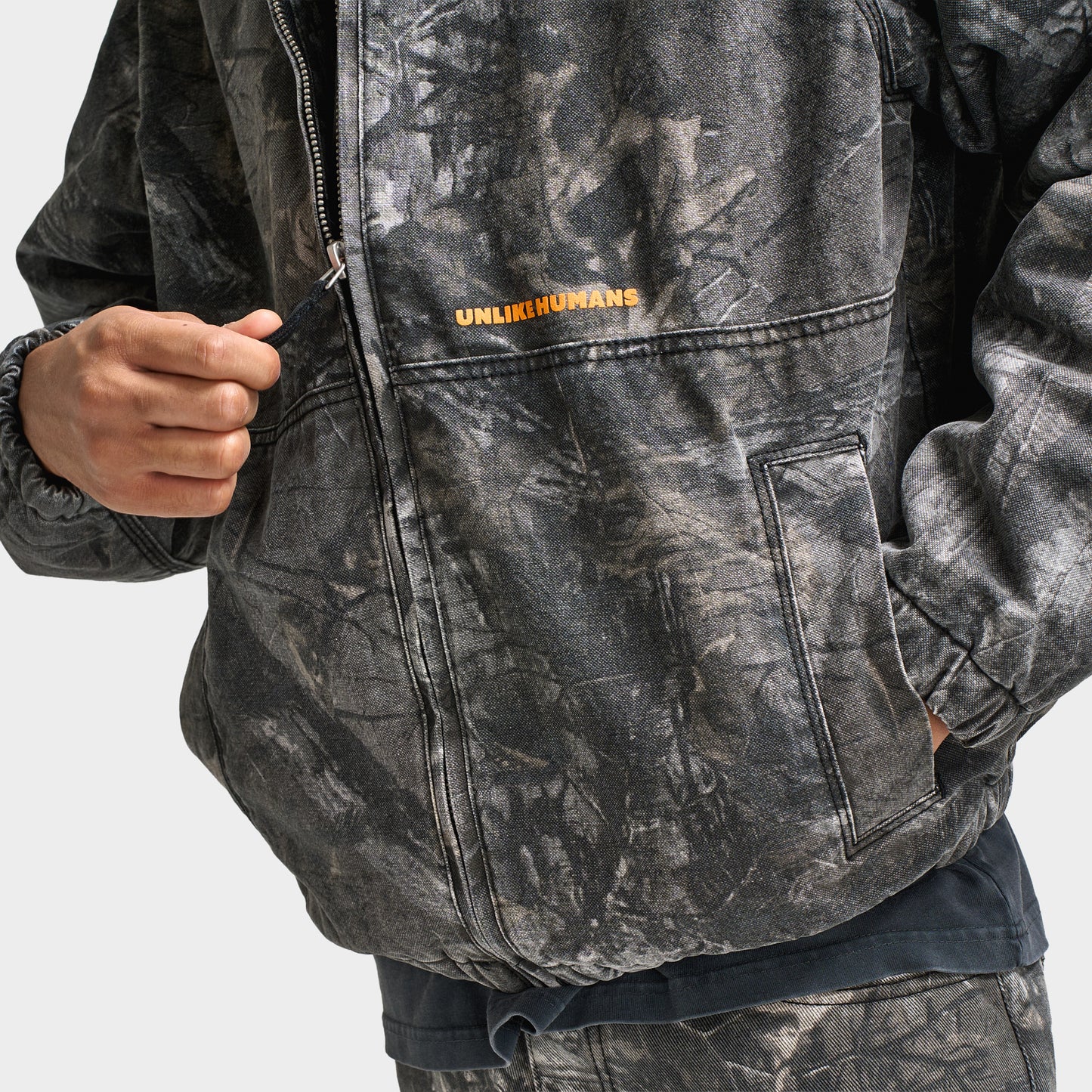 Unlike Humans Veste / Woodland