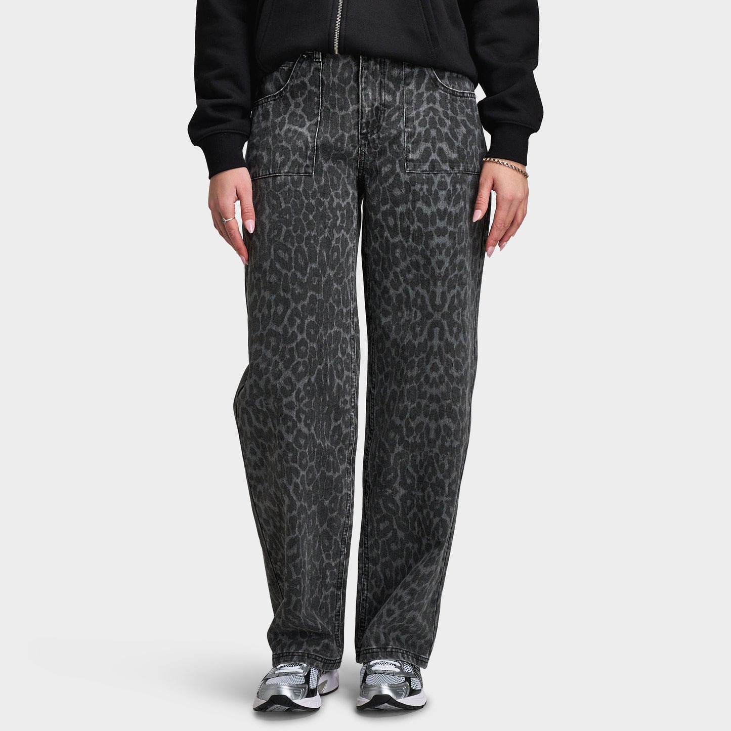 Unlike Humans Women's Jeans / Black Leopard Wash
