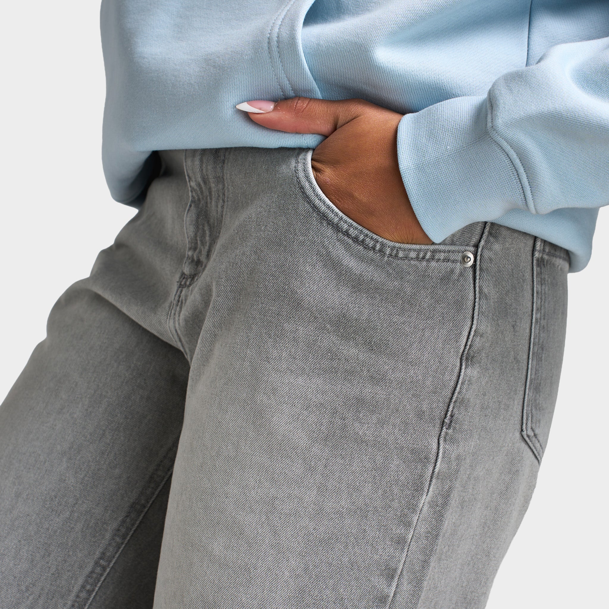 Unlike Humans Women's Mid Rise Jeans / Grey Wash – JD Sports