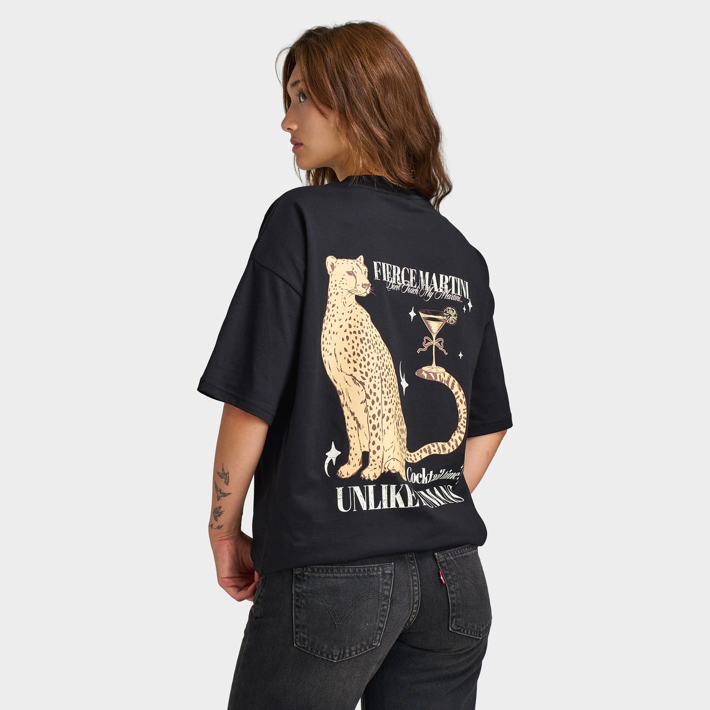 Unlike Humans T-shirt Graphique Féroce /  Noir