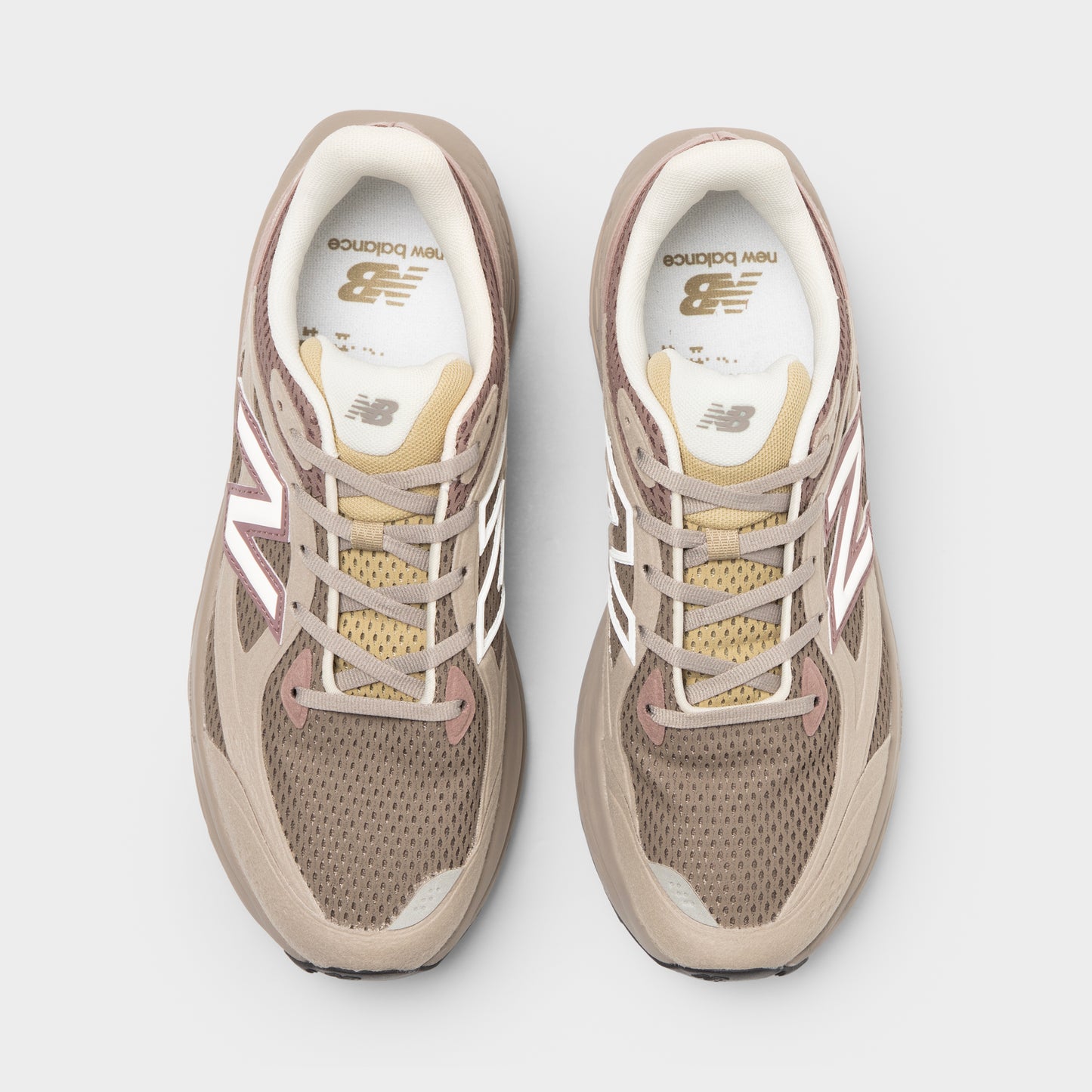 New Balance FF Trainer Arid Stone / Earth Shadow