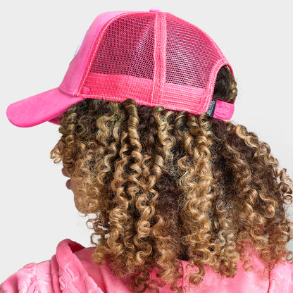Von Dutch Velvet Trucker Hat / Pink