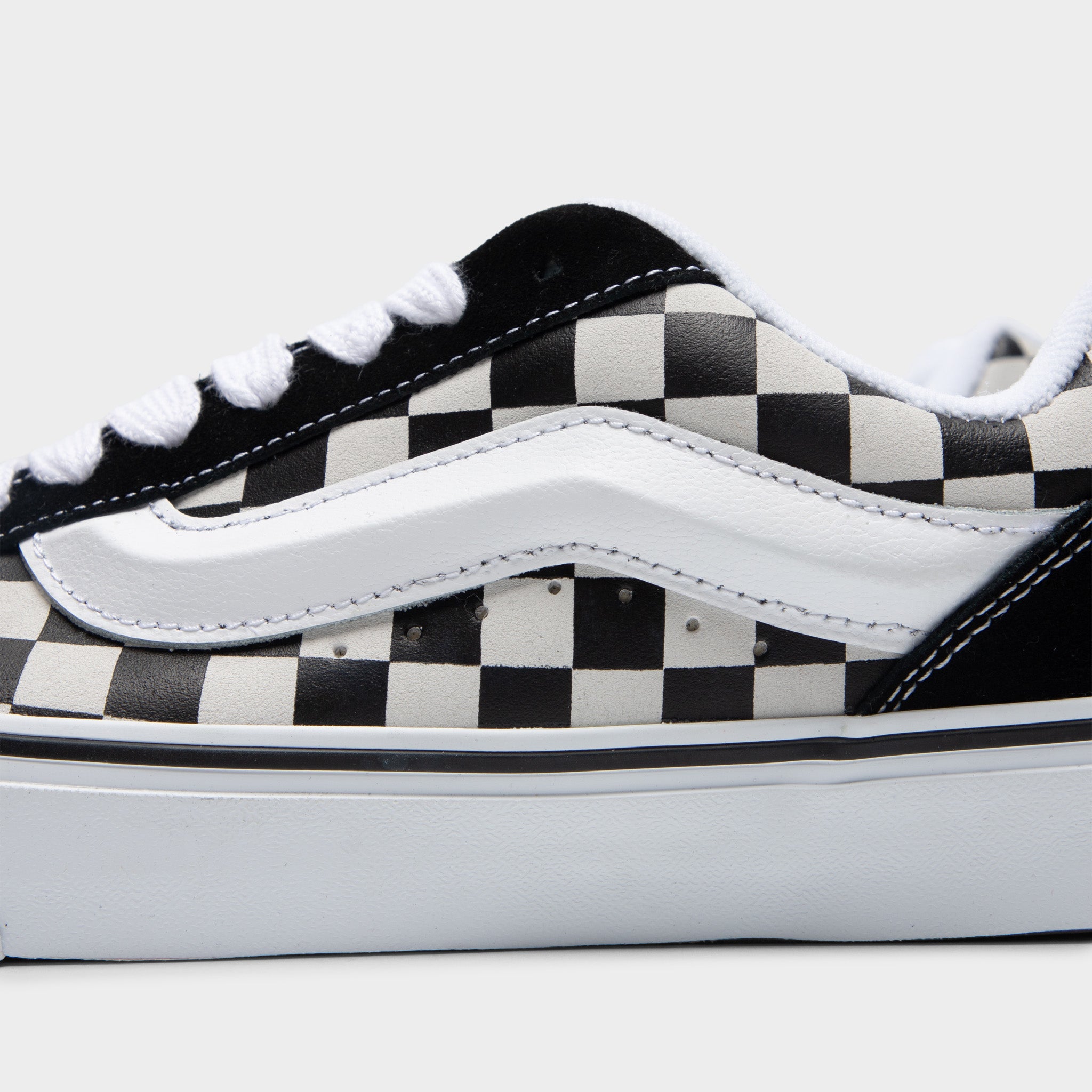 Vans Knu Skool Black / True White – JD Sports