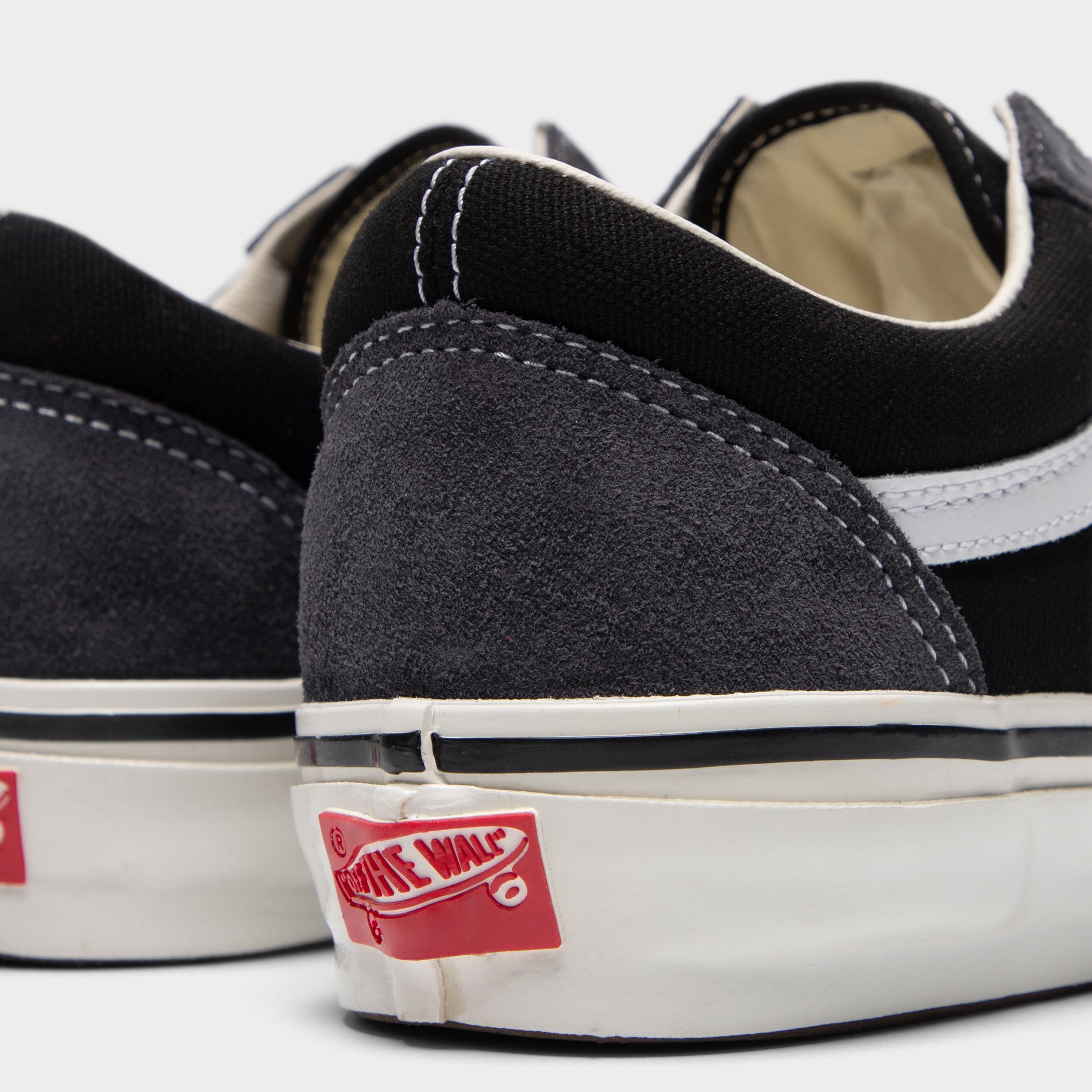 【新品】 Vans Lx Old Skool 28cm Suede Black Vans LX Old Skool Suede Gray / Black – JD Sports