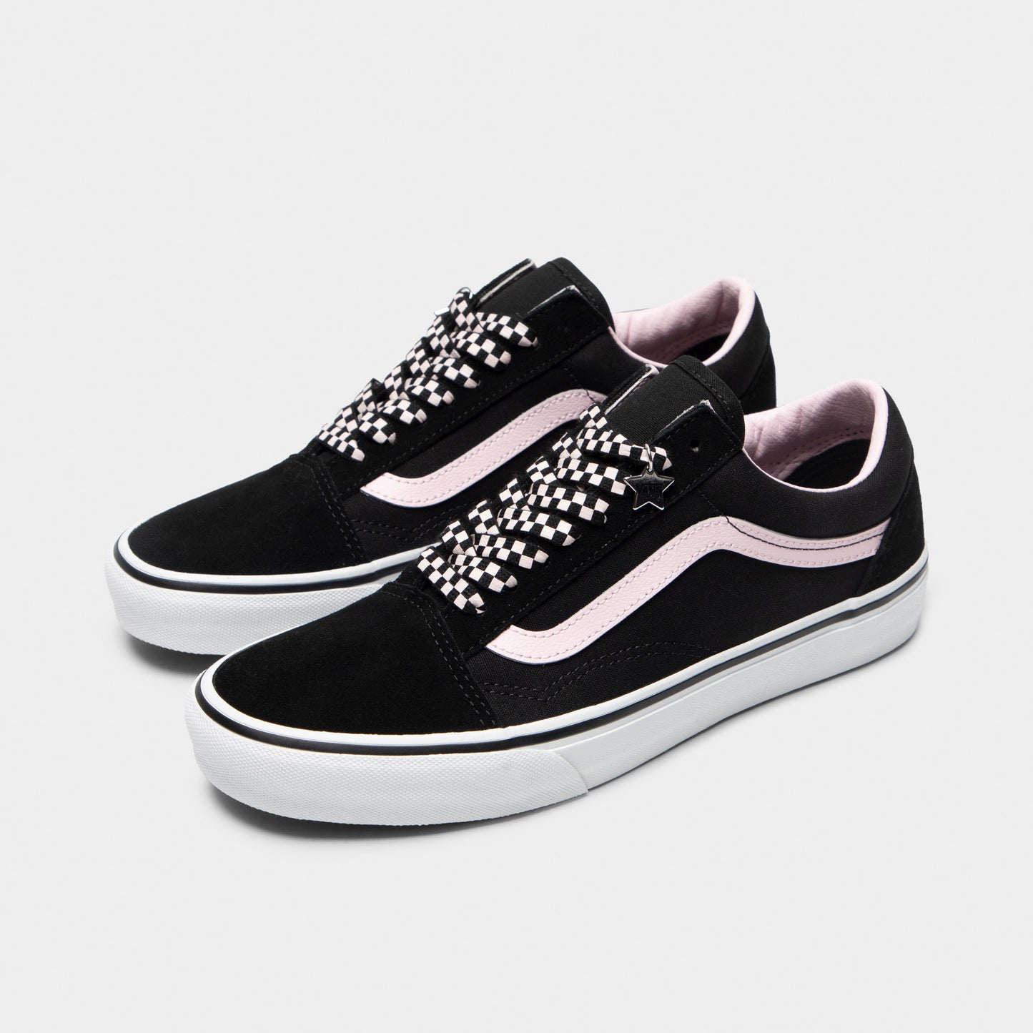Vans Old Skool Black / White Charms