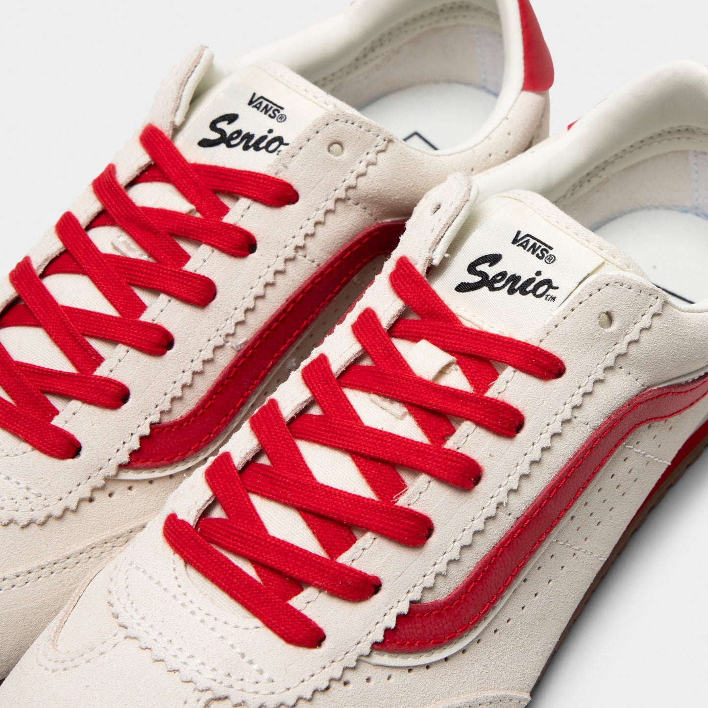 Vans Super Lowpro Suede Marshmallow / Racing Red