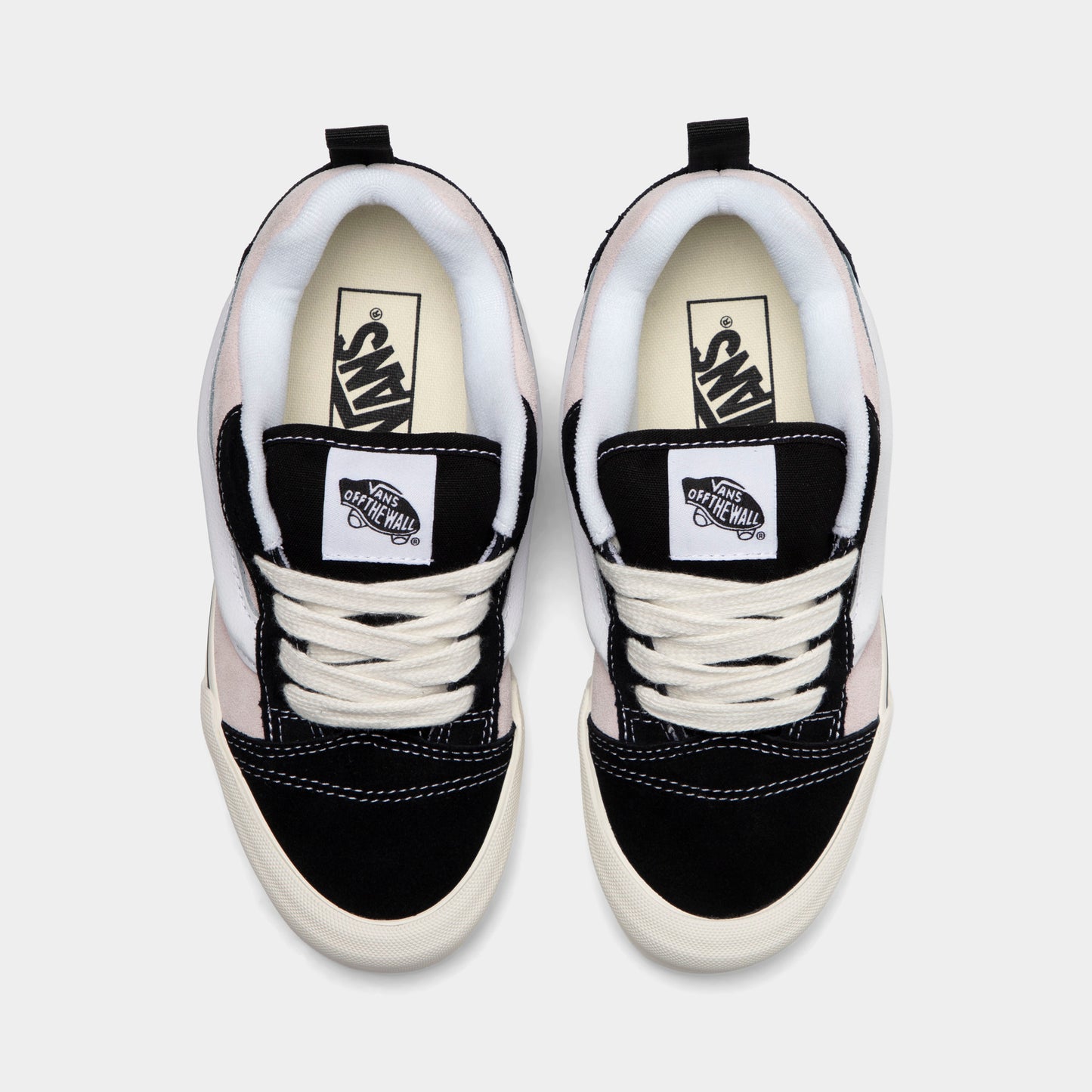 Vans Juniors' Knu Skool Black / Pale Petal