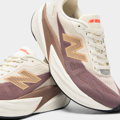 New Balance Women's FuelCell Rebel v5 Angora / Earth Shadow