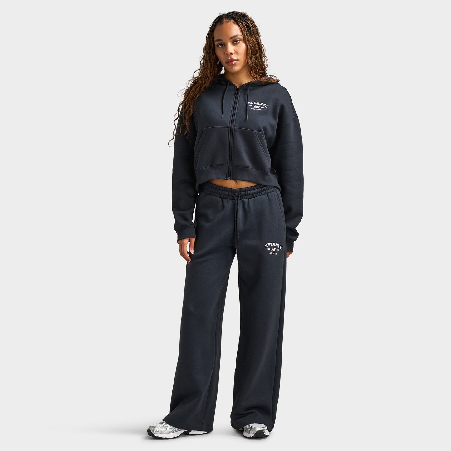 New Balance Women's Athletic Crop Full-Zip Hoodie / Black