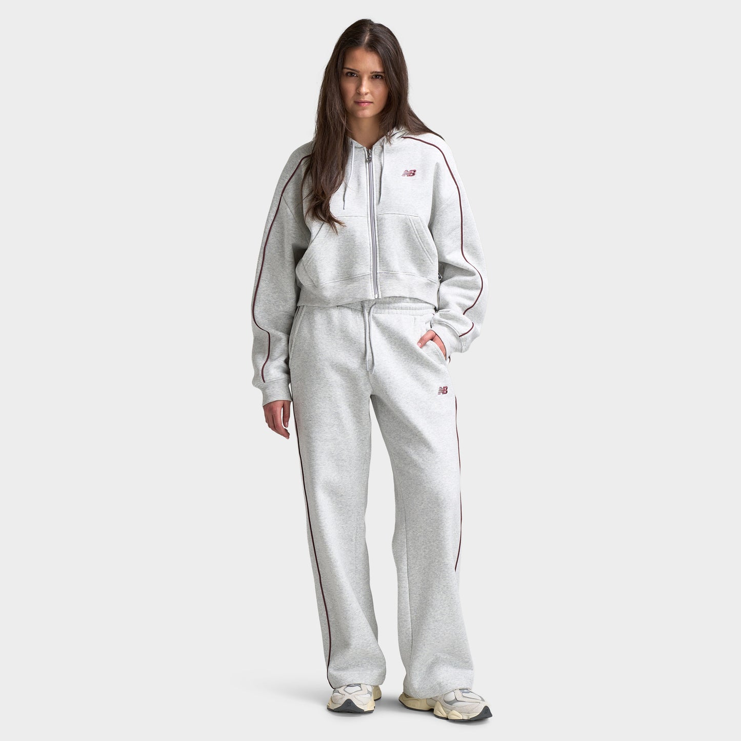 New Balance Women's Piping Full-Zip Crop Hoodie / Grey