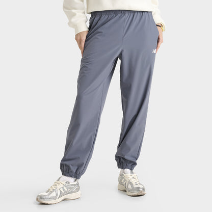 New Balance Women's Linear Woven Pant / Dark Arctic