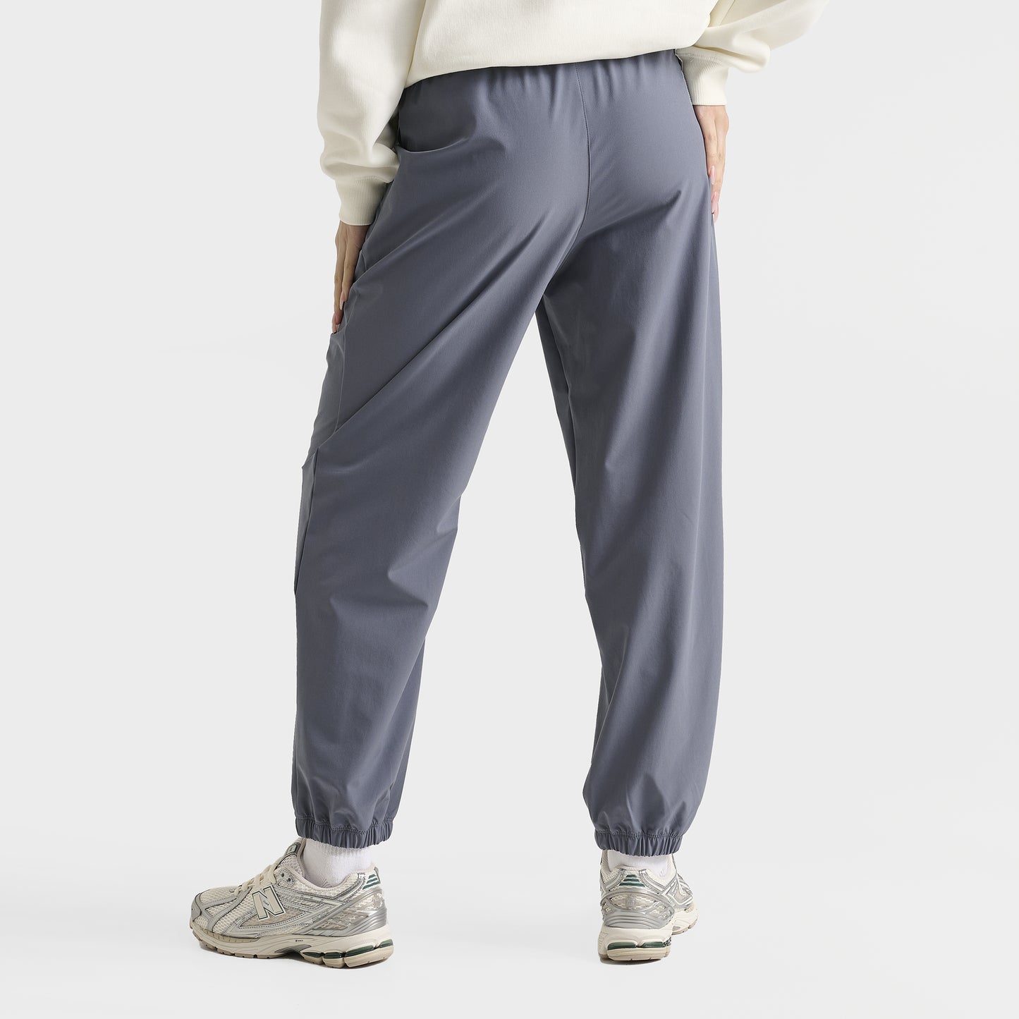 New Balance Women's Linear Woven Pant / Dark Arctic