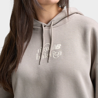 New Balance Women's Script Graphic Hoodie / Brown