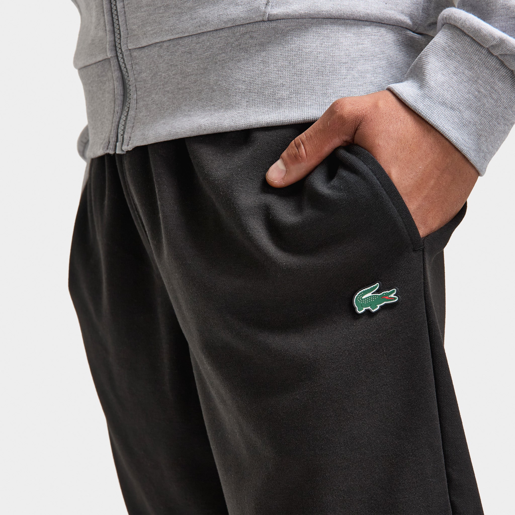 Lacoste Tapered Lightweight Double Face Sweatpants / Black – JD Sports