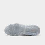 Nike sales vapormax white