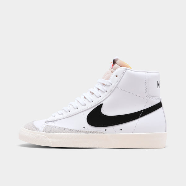 Nike Blazer Mid 77 Femmes Blanc Noir JD Sports