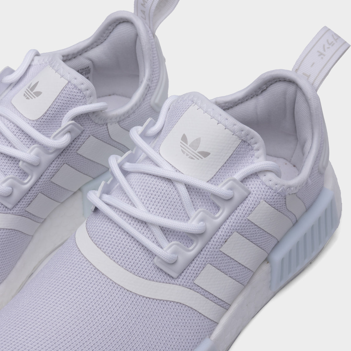 nmd_r1 shoes cloud white core black