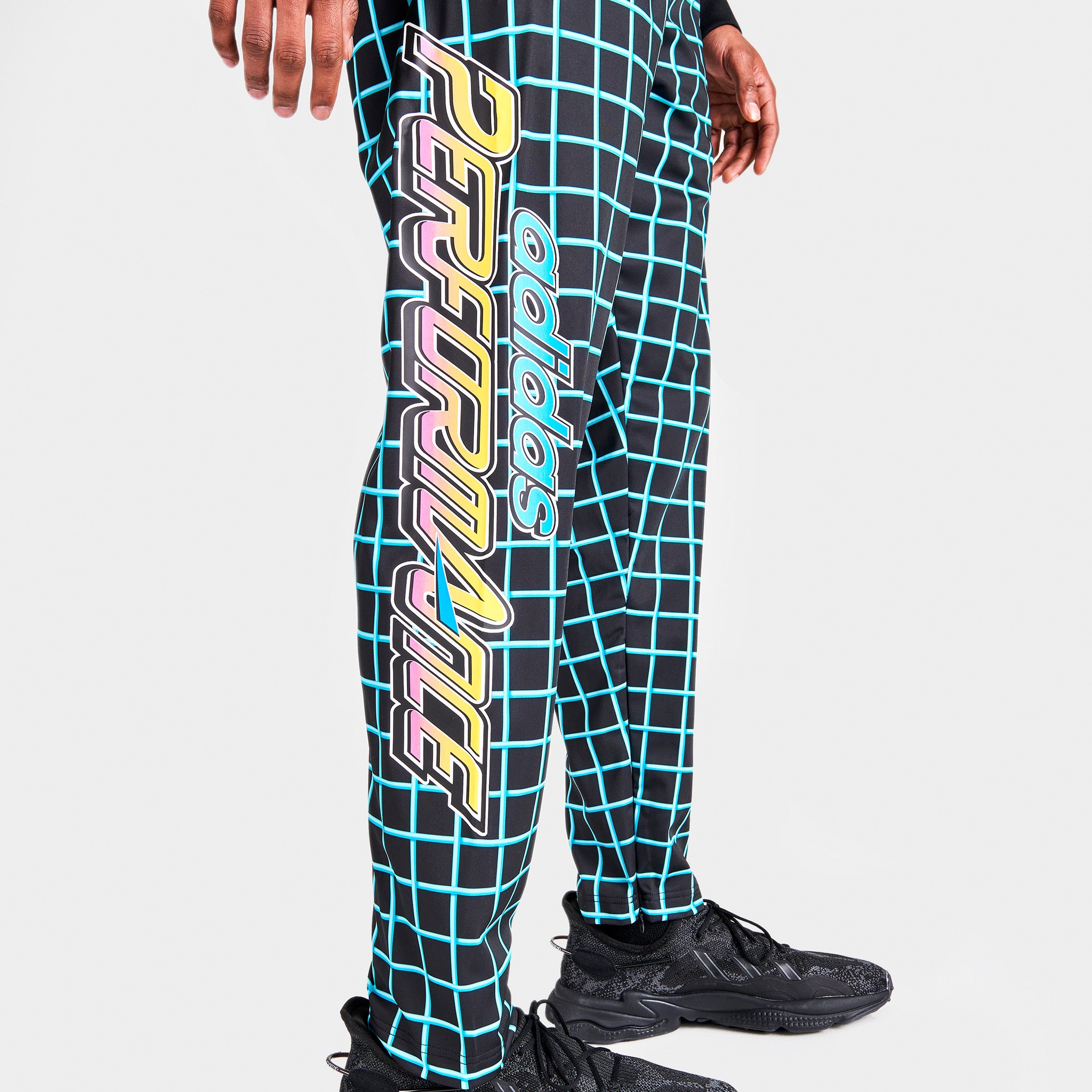 【r.k】adidas × Jeremy Scot Tops & Pant adidas x Jeremy Scott Rally Track Pants / Black – JD Sports